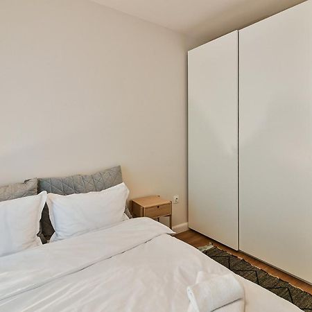 Cosy Stylish Central 1Br & Wi-Fi فارنا المظهر الخارجي الصورة